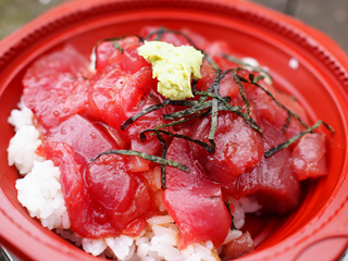 マグロの漬け丼