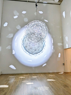 国立新美術館